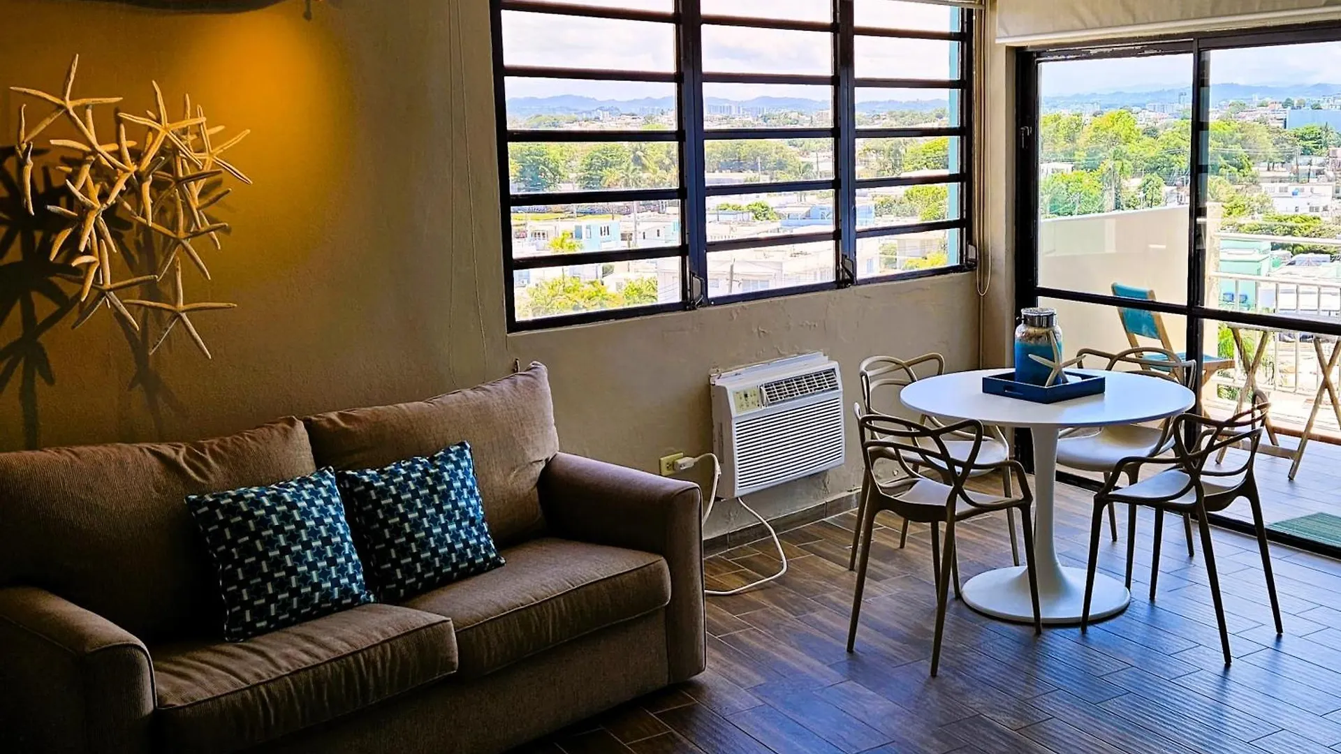 Oceanview Beach Block Balcony Ocean And City View Puerto Rico